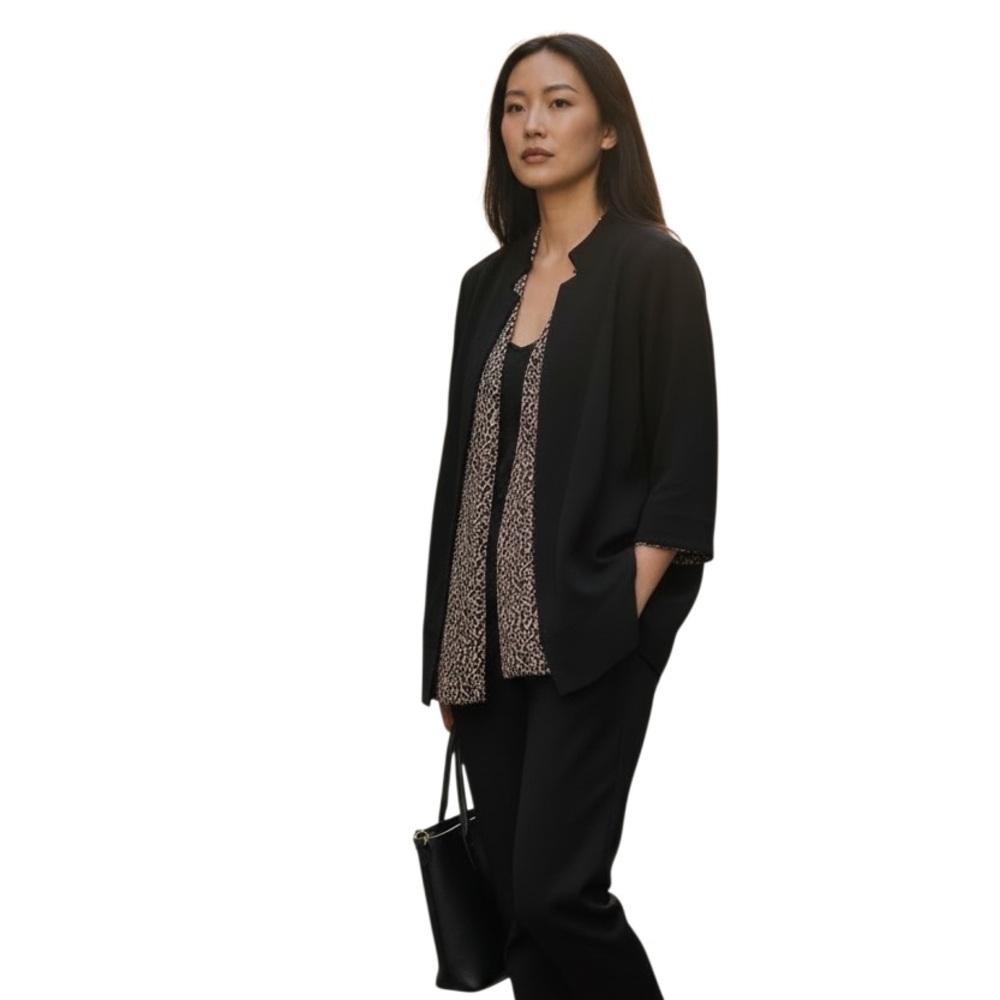 Tahari Black Women's Blazer with Patterned Lining Size M
